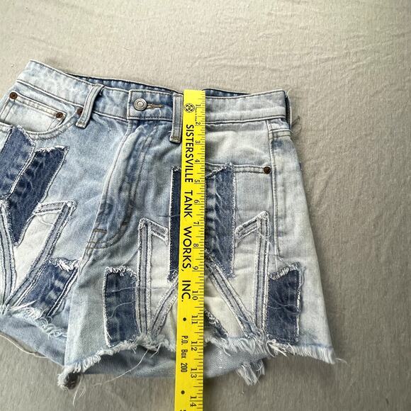 Lucky Brand Lucky Pins Denim Shorts Geometric Pattern Cut Off 2 26 Raw Hem - Picture 10 of 11